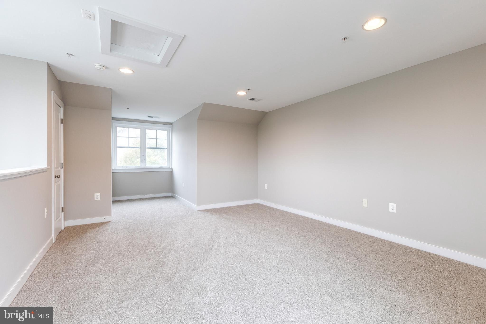 TOWSON - Residential Lease