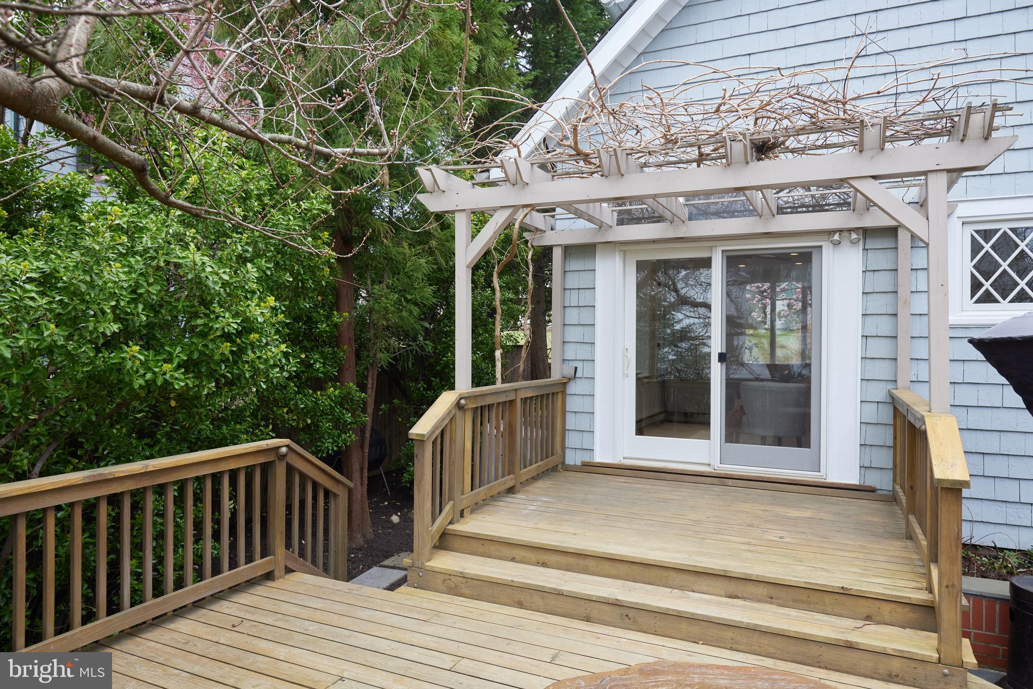 CHEVY CHASE - Residential