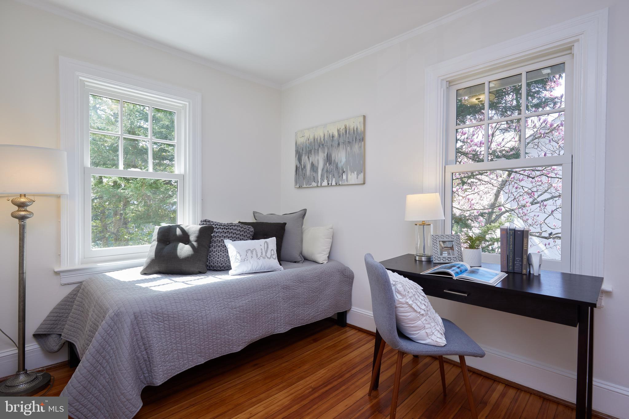 CHEVY CHASE - Residential