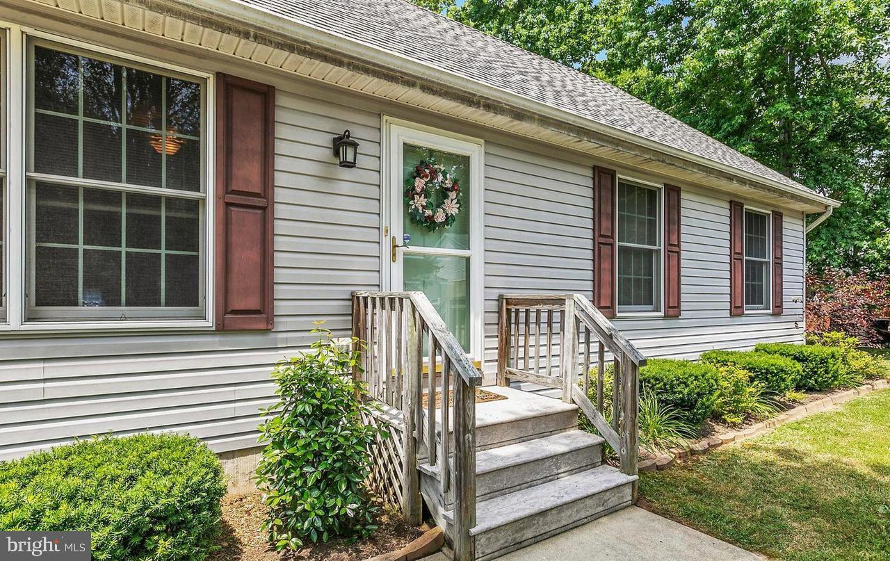 BAY RIDGE ESTATES - Residential Lease