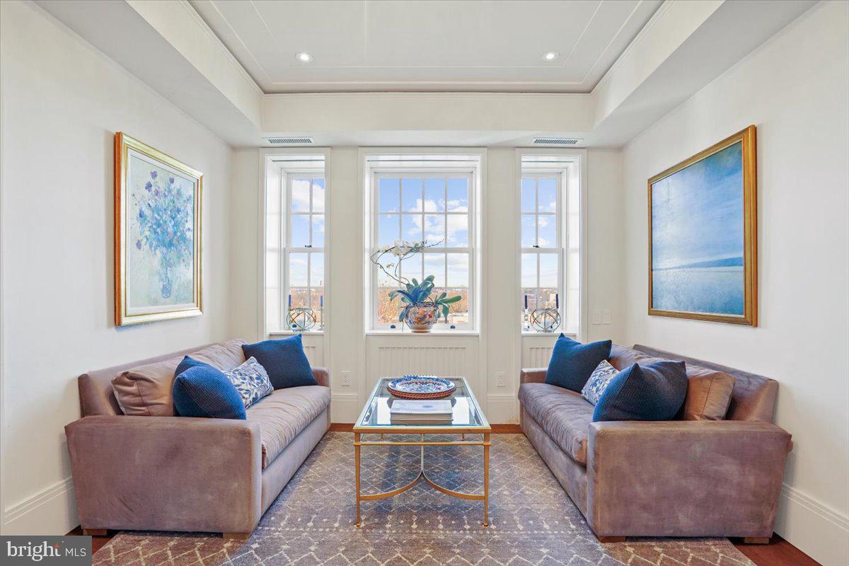 2660 CONNECTICUT AVENUE NW 3B