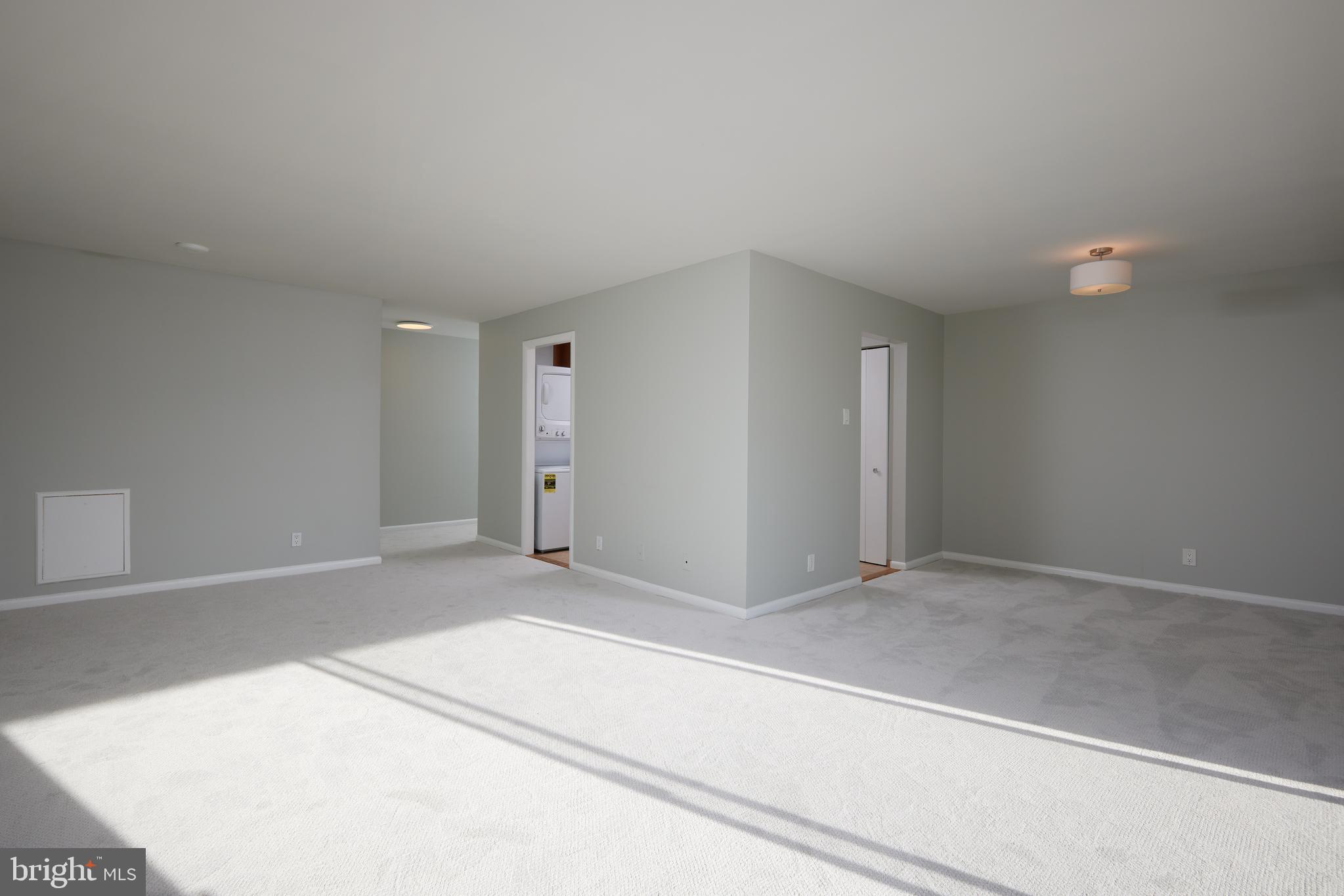 SILVER SPRING - Residential