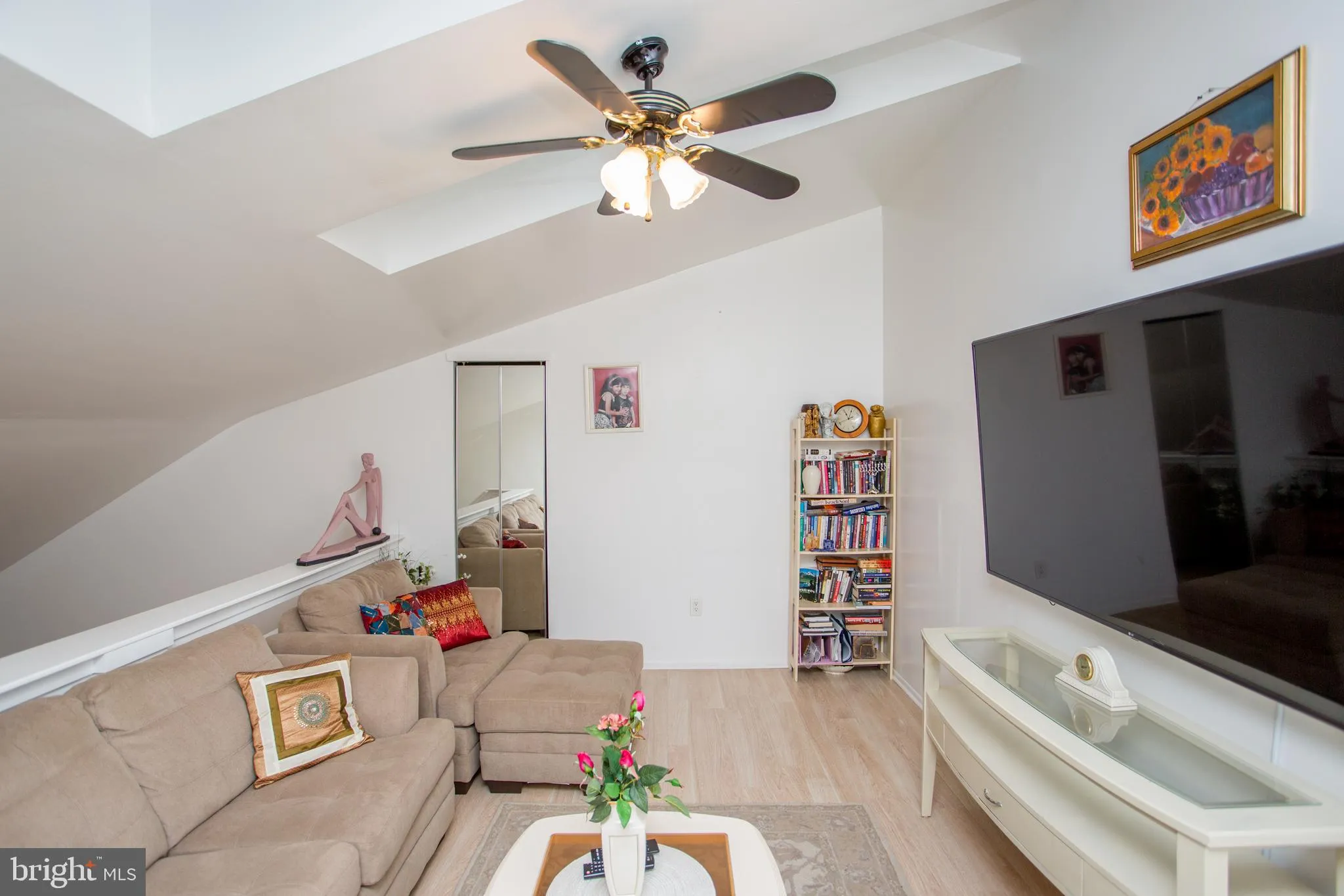 Philadelphia, Pennsylvania 19114, United States, 2 Bedrooms Bedrooms, ,3 BathroomsBathrooms,Residential,Active,233797