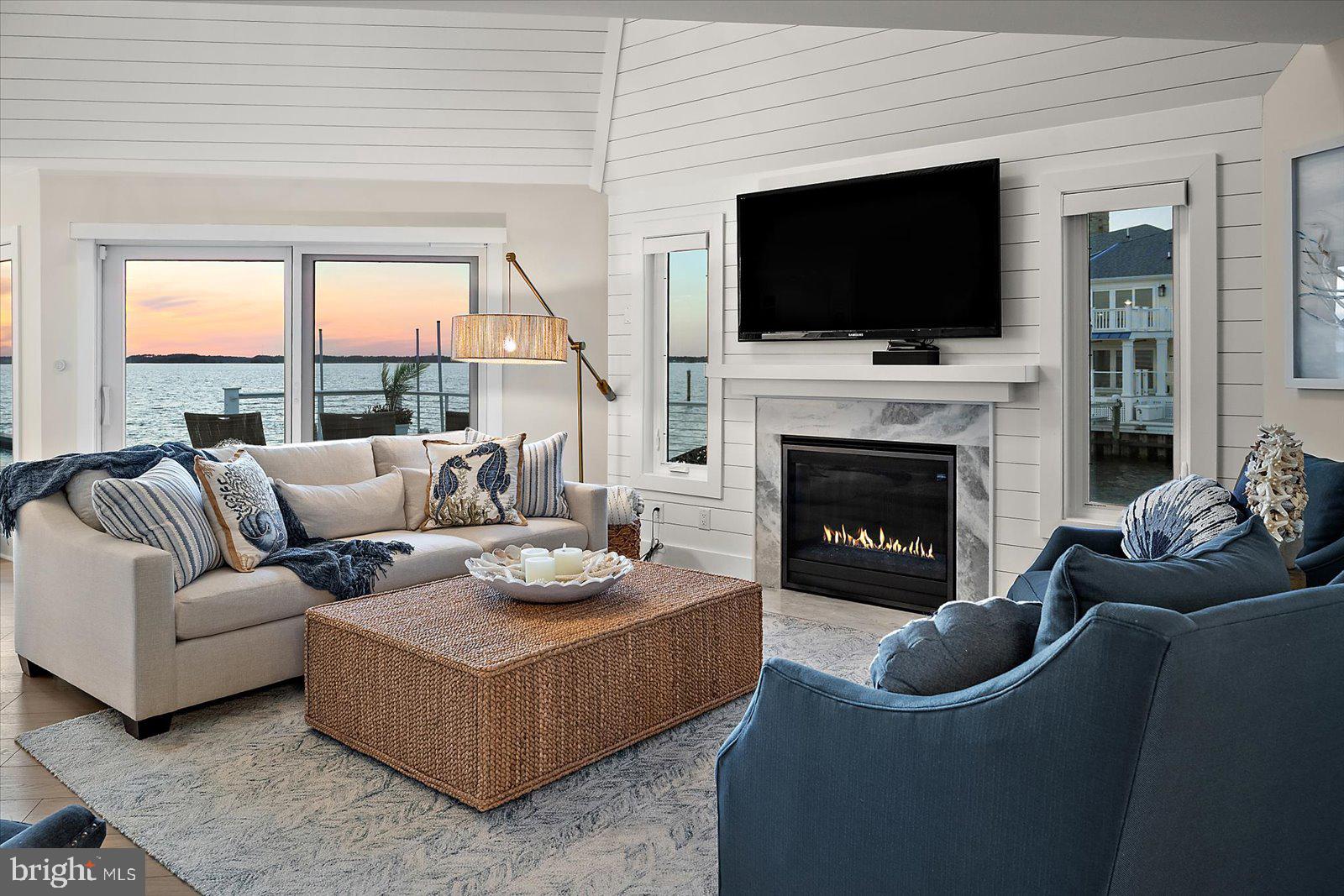 HERON HARBOUR - Residential