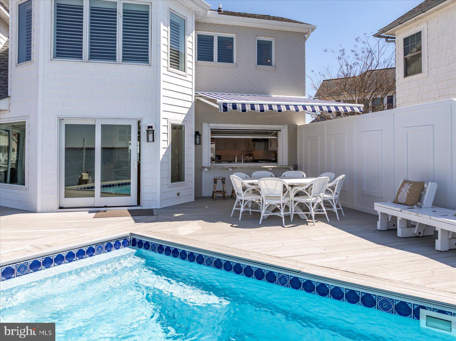 HERON HARBOUR - Residential