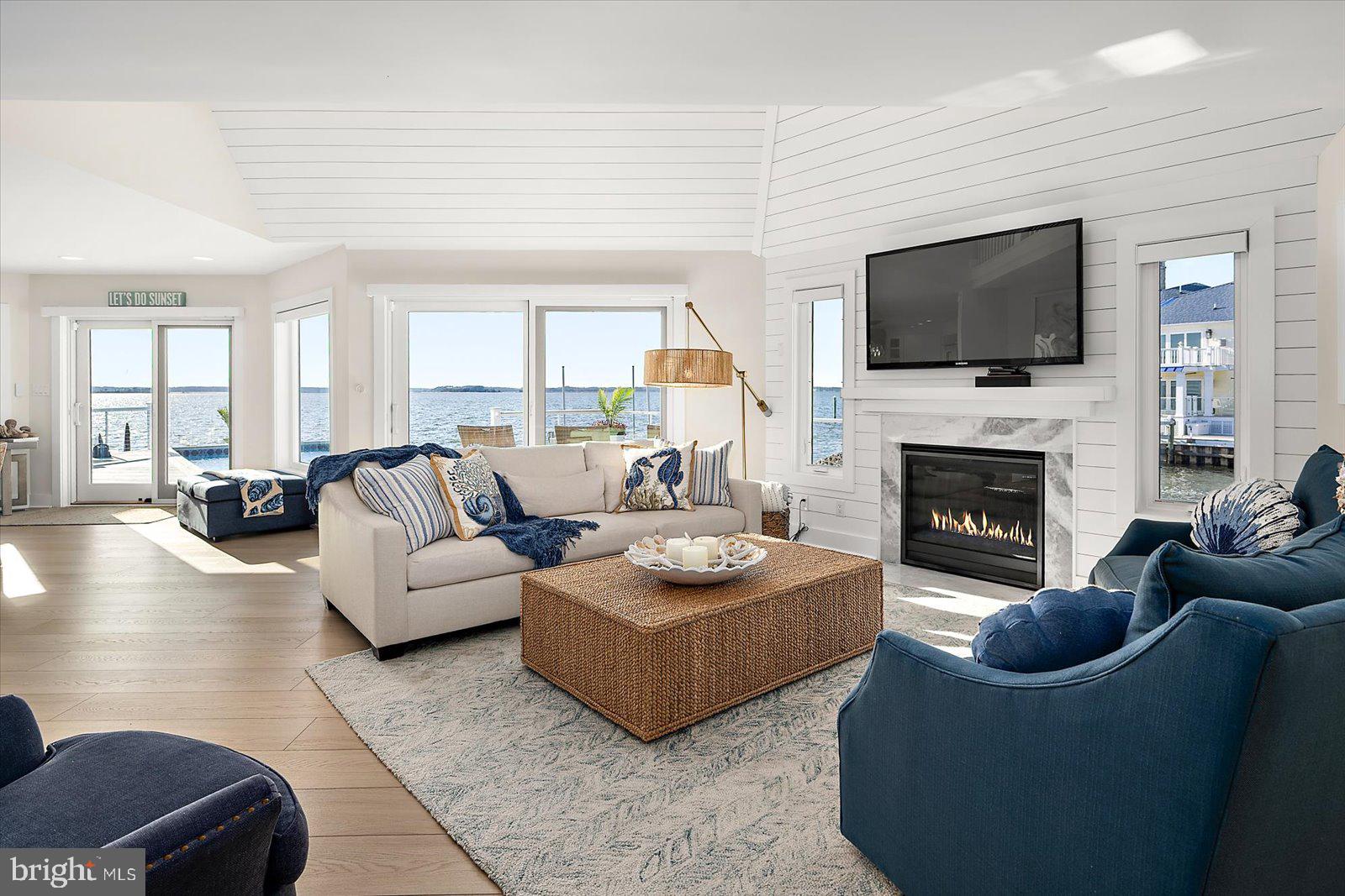 HERON HARBOUR - Residential