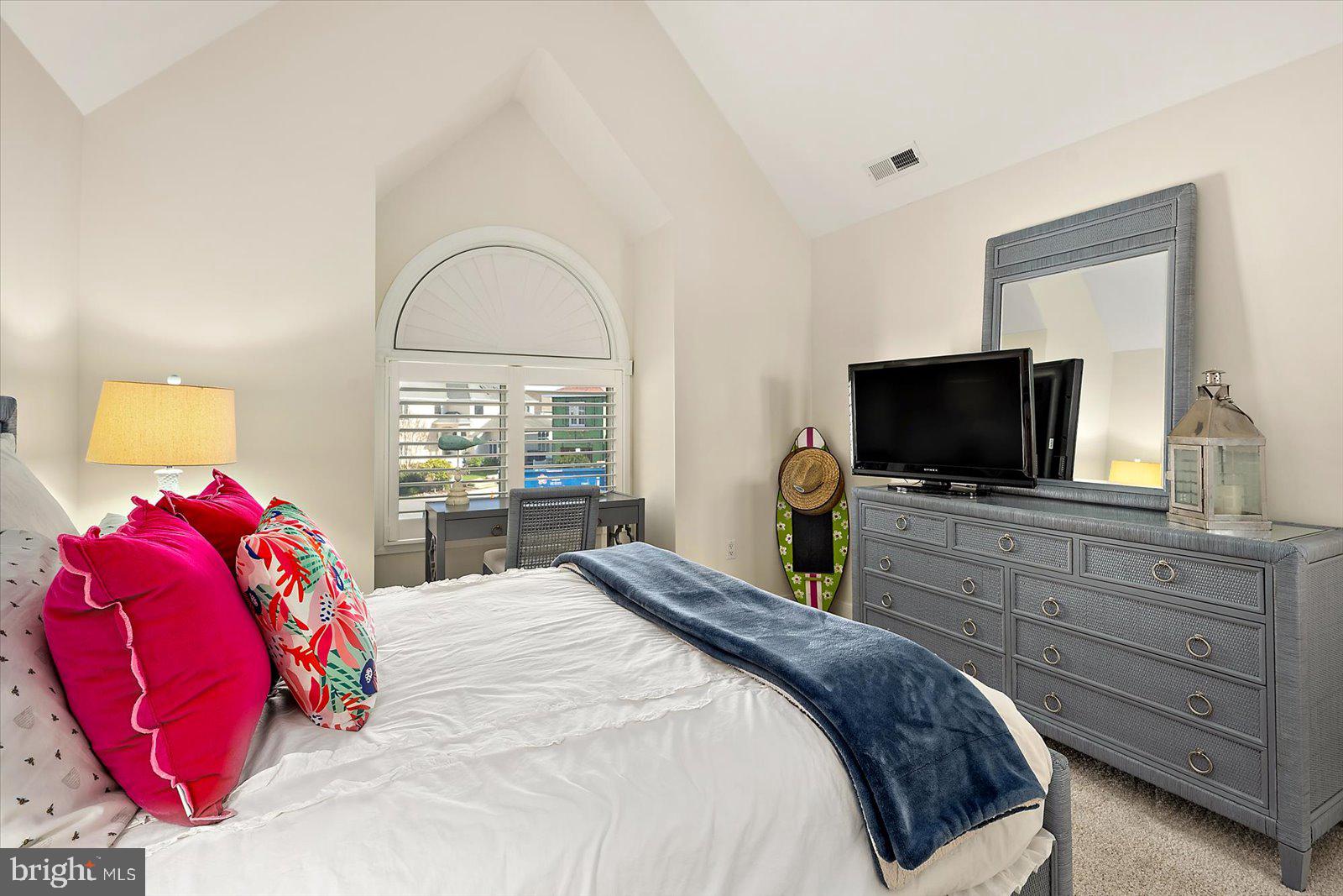 HERON HARBOUR - Residential