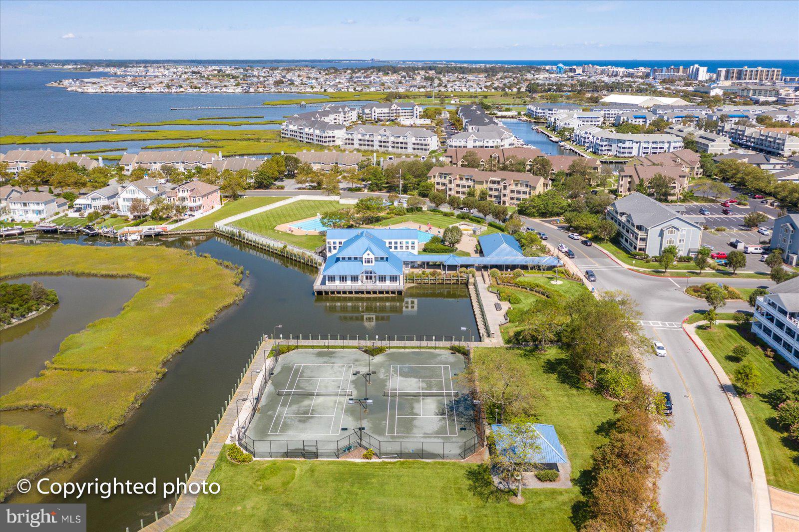 HERON HARBOUR - Residential