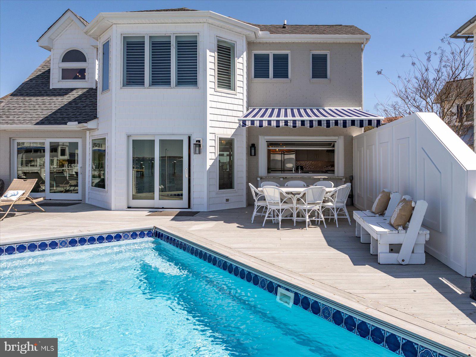 HERON HARBOUR - Residential