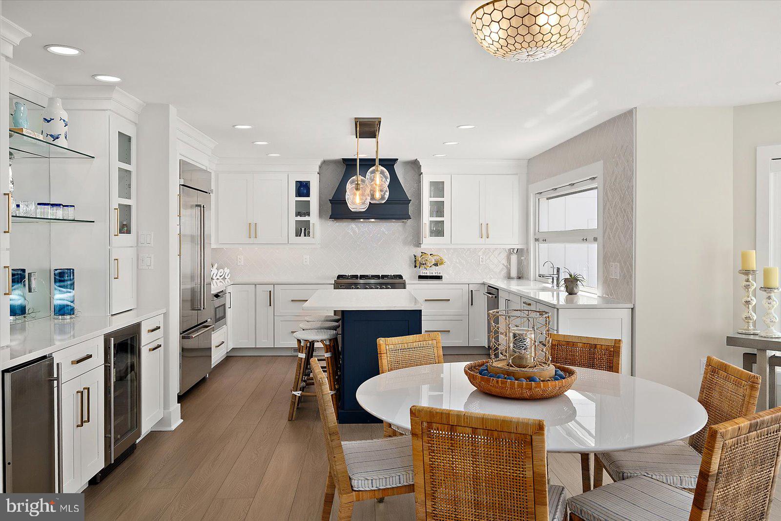 HERON HARBOUR - Residential