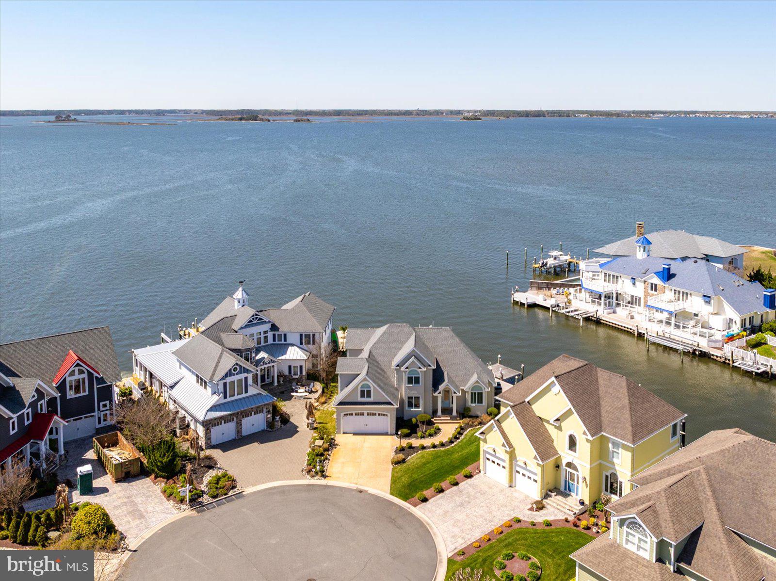 HERON HARBOUR - Residential