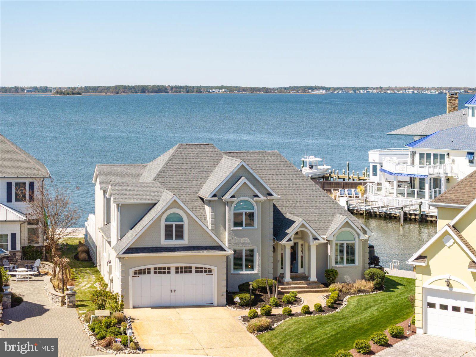 HERON HARBOUR - Residential