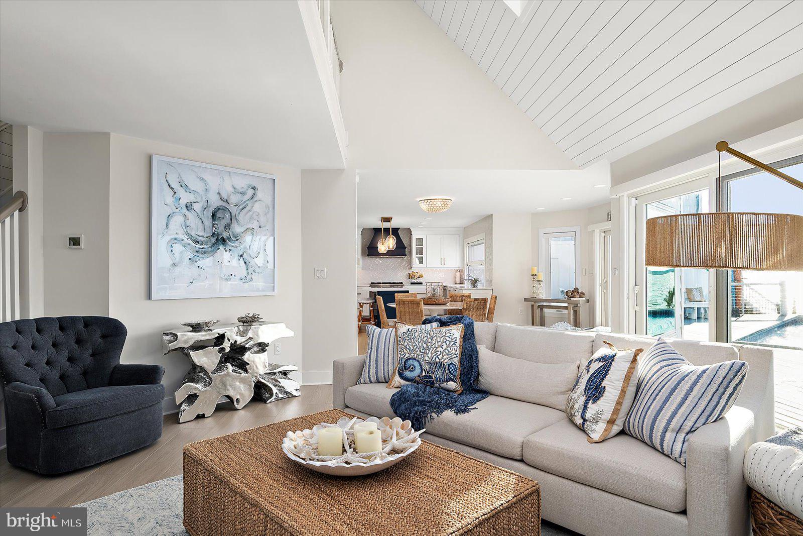 HERON HARBOUR - Residential