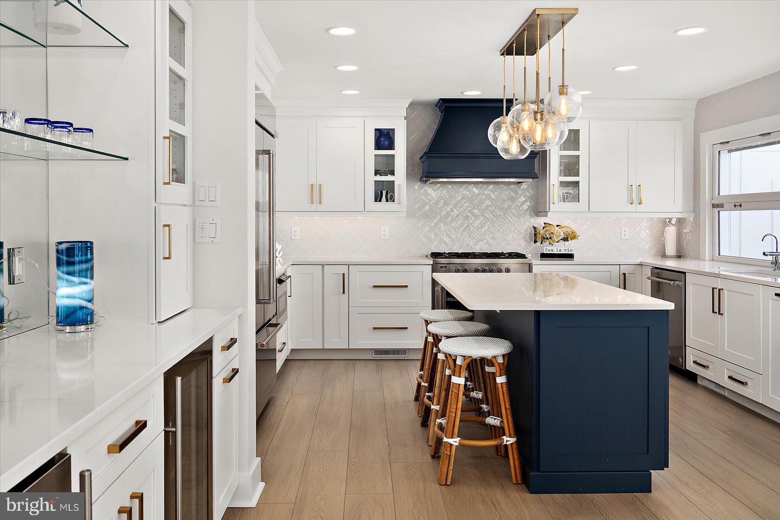 HERON HARBOUR - Residential