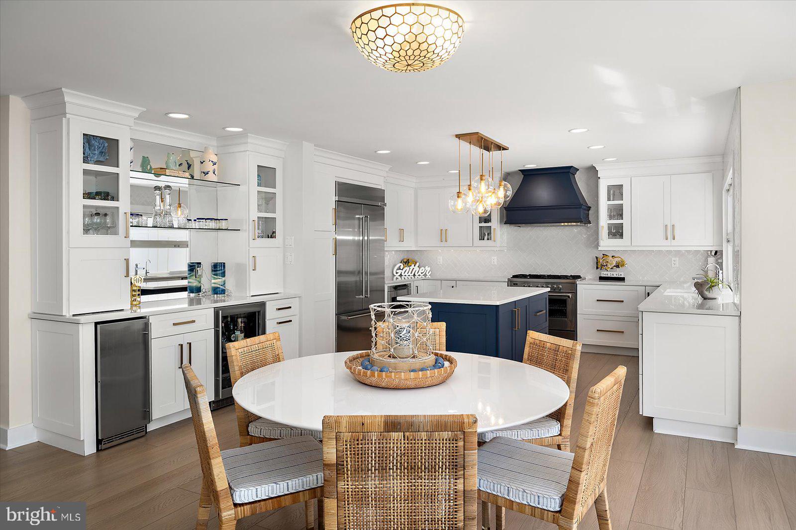 HERON HARBOUR - Residential