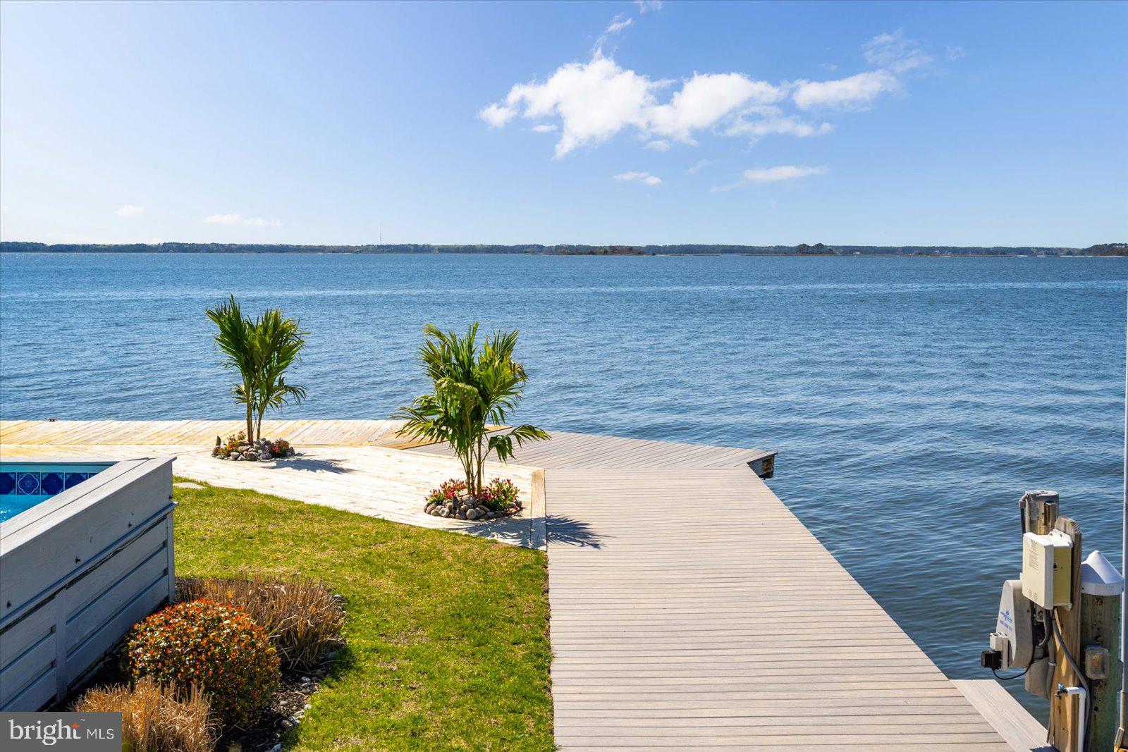 HERON HARBOUR - Residential