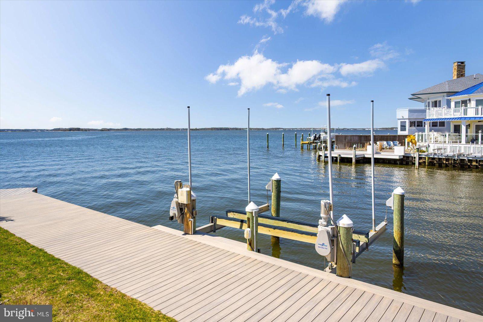 HERON HARBOUR - Residential