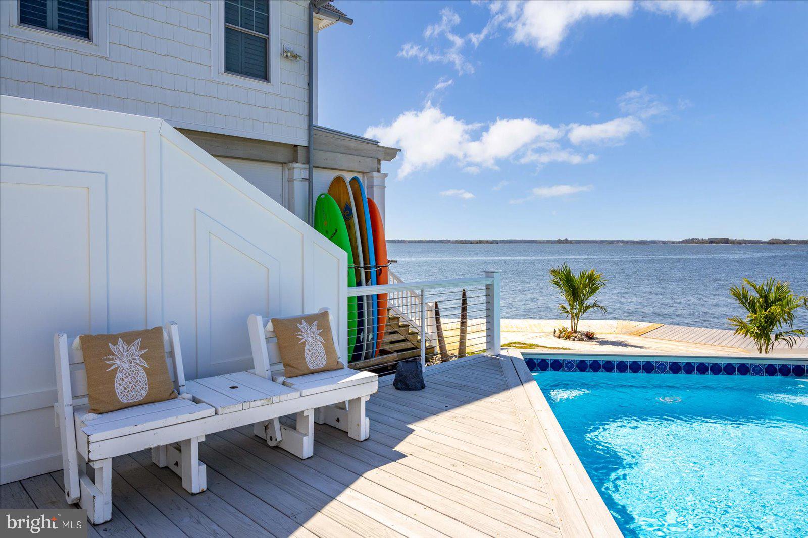 HERON HARBOUR - Residential