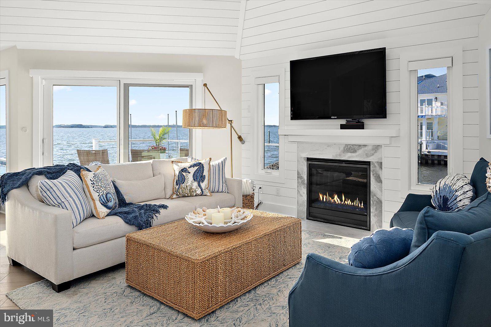 HERON HARBOUR - Residential