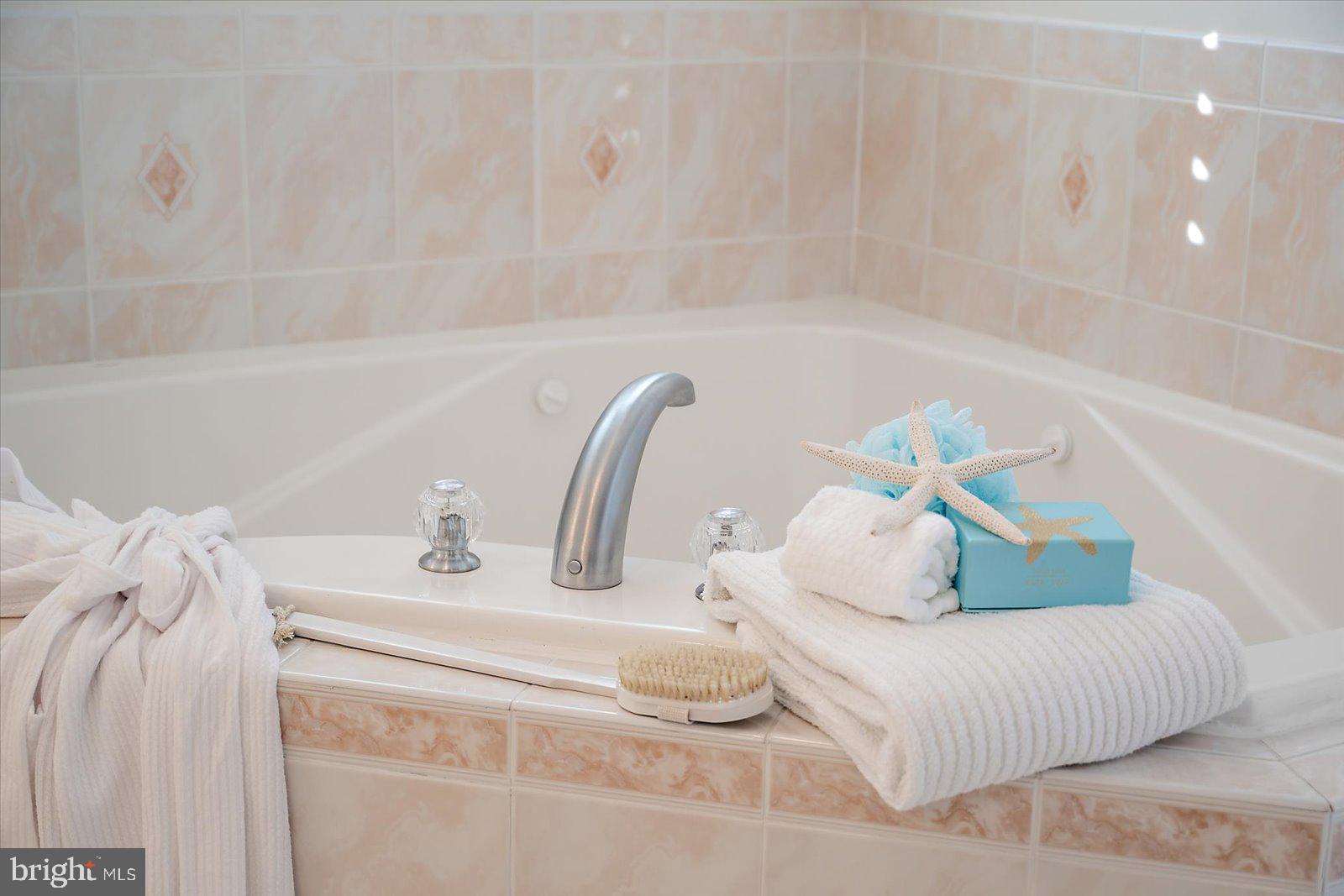 HERON HARBOUR - Residential