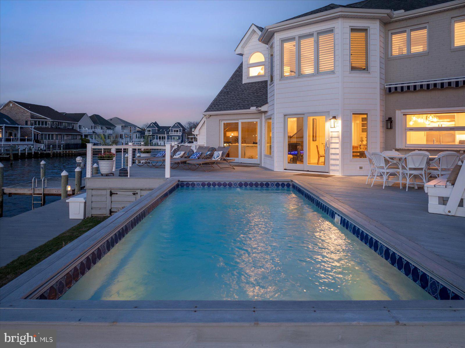 HERON HARBOUR - Residential