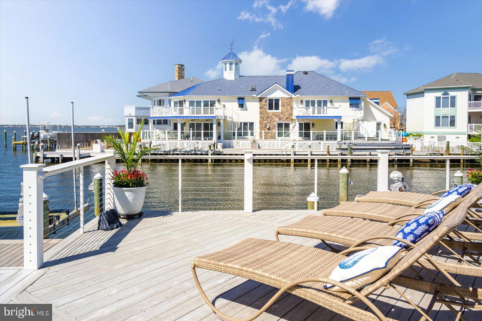 HERON HARBOUR - Residential