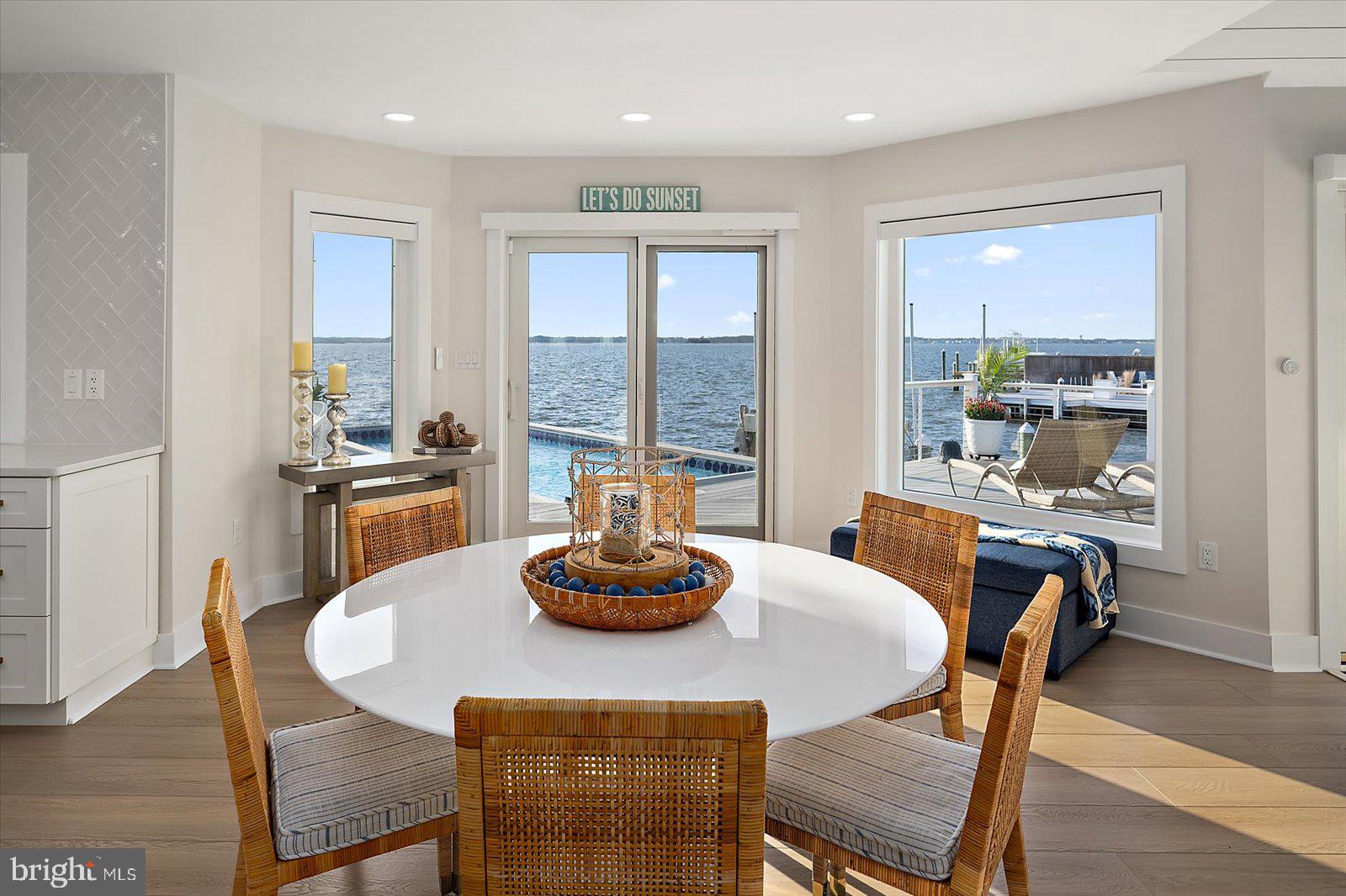 HERON HARBOUR - Residential