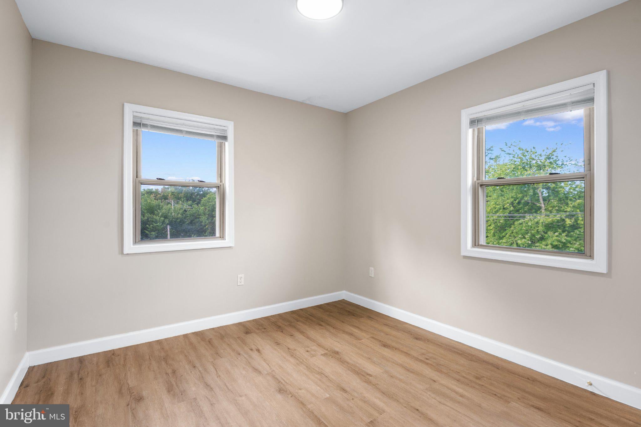 4184 LIVINGSTON ROAD SE