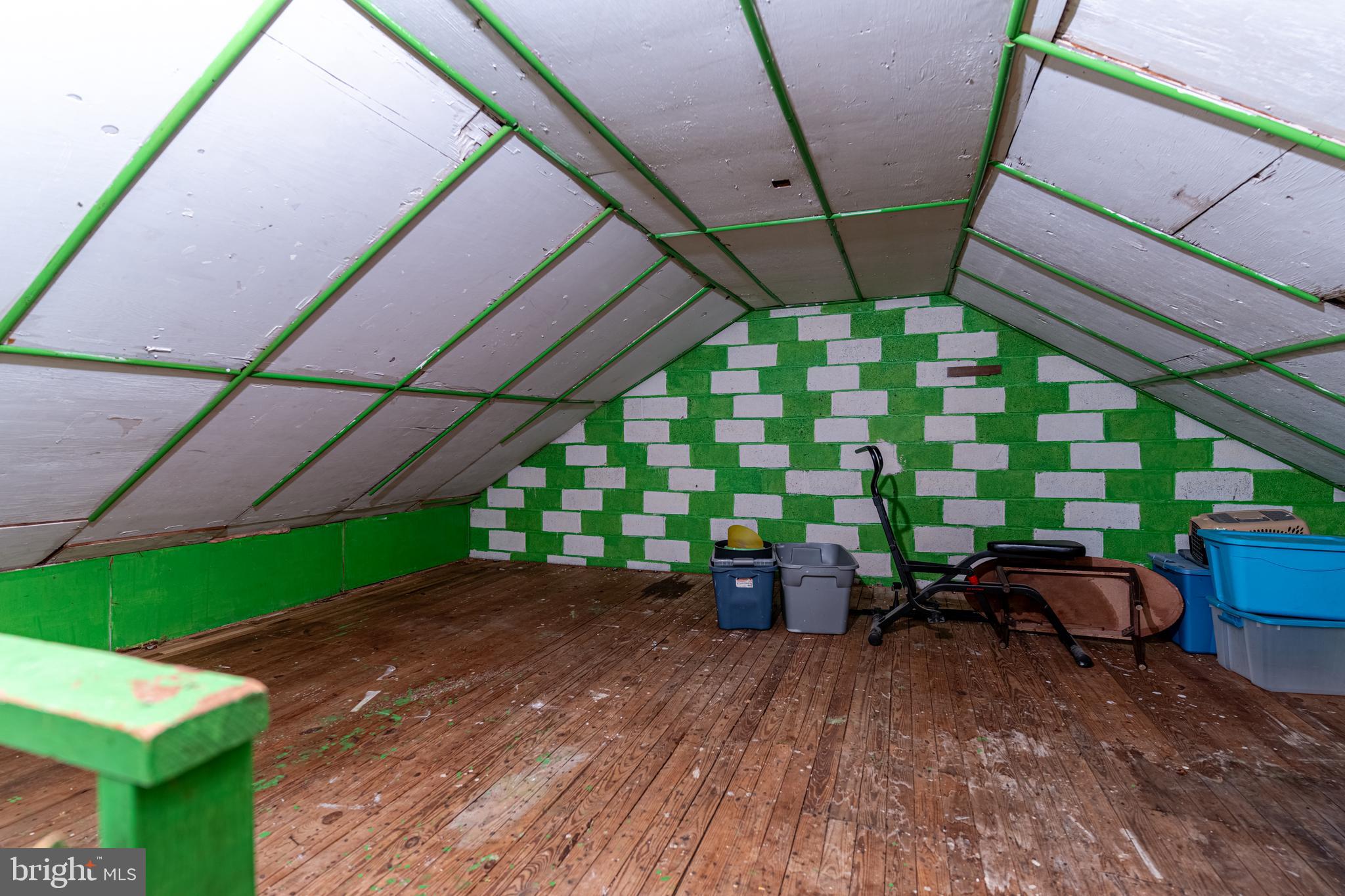 PERRING LOCH - Residential