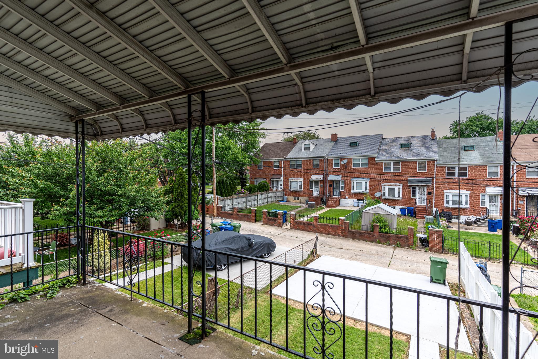 PERRING LOCH - Residential