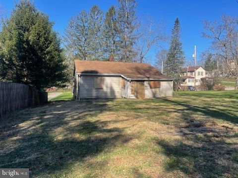 809 N STREET MOUNTAIN LAKE PARK MD 21550