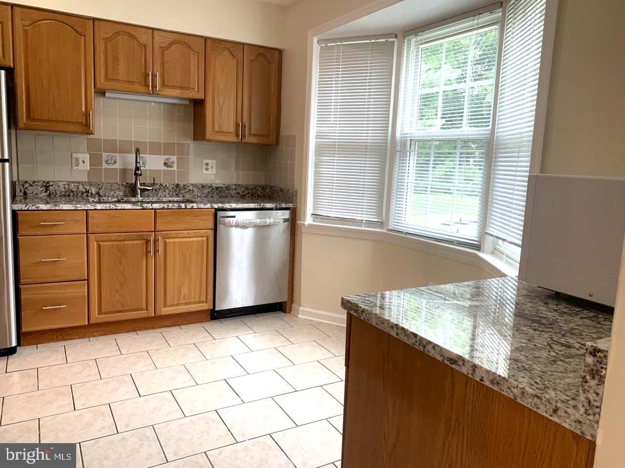 TUDOR HALL - Residential