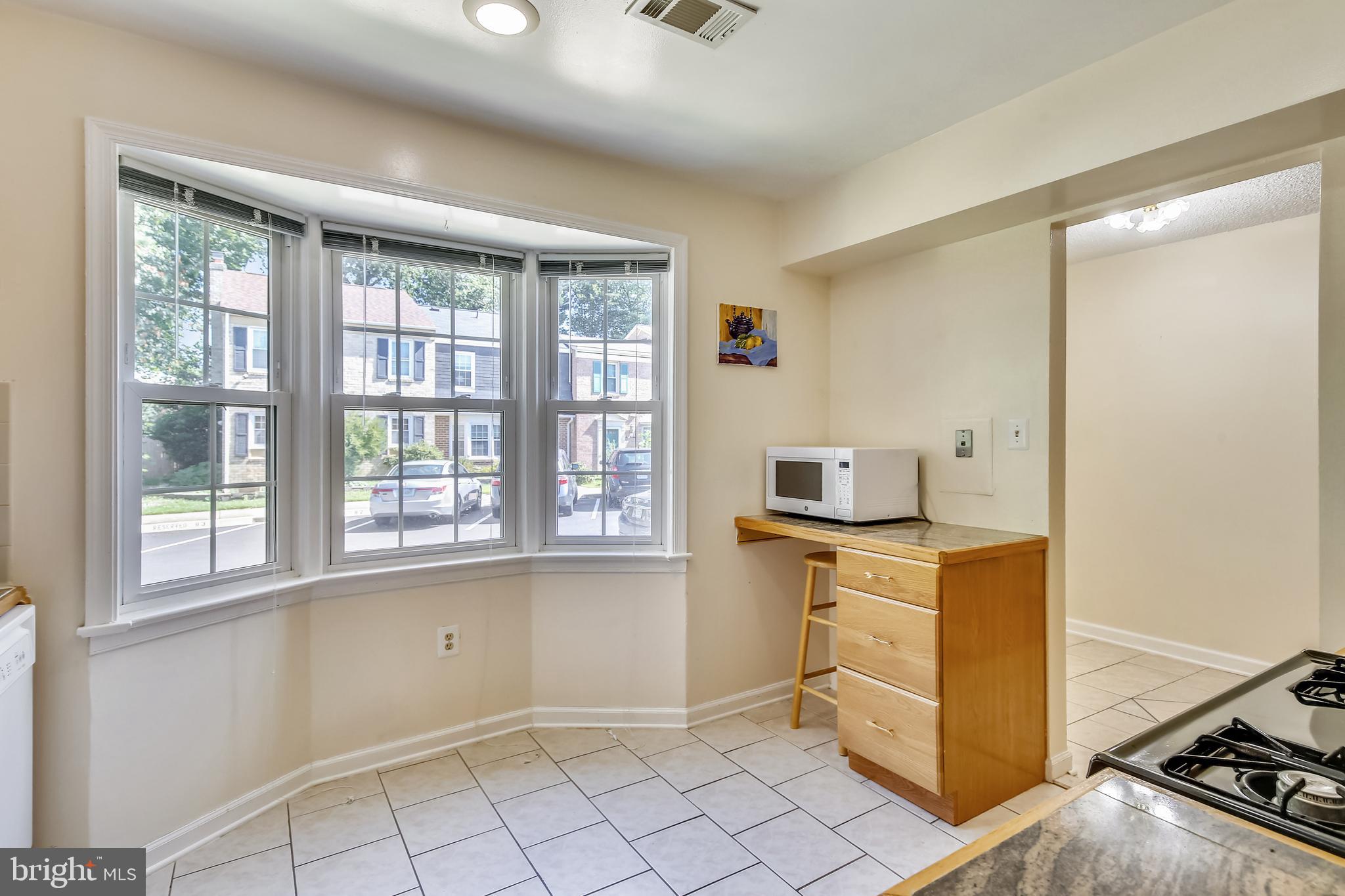 TUDOR HALL - Residential