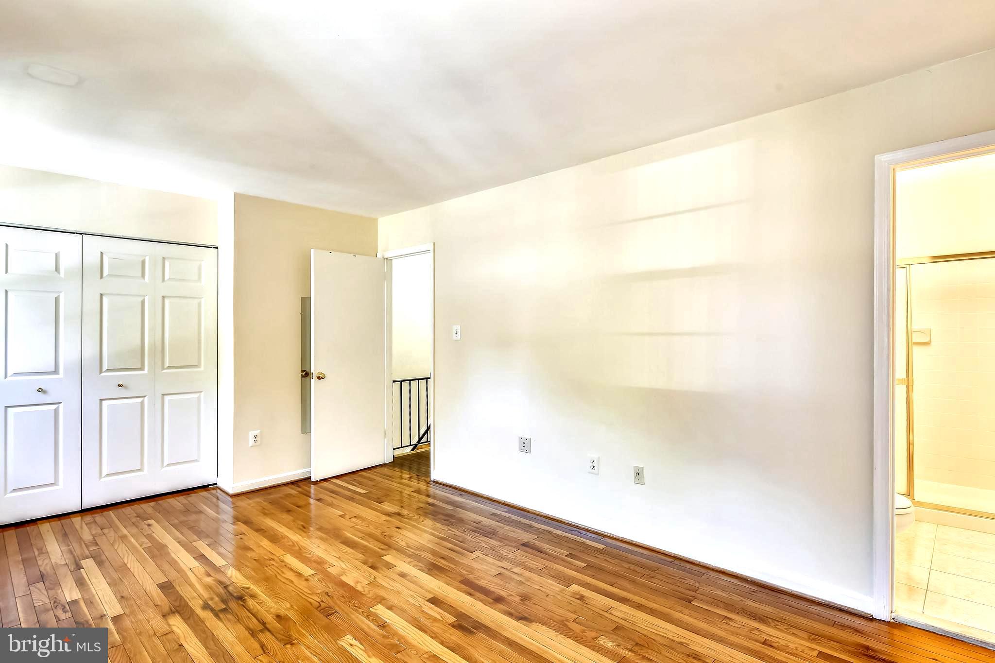 TUDOR HALL - Residential