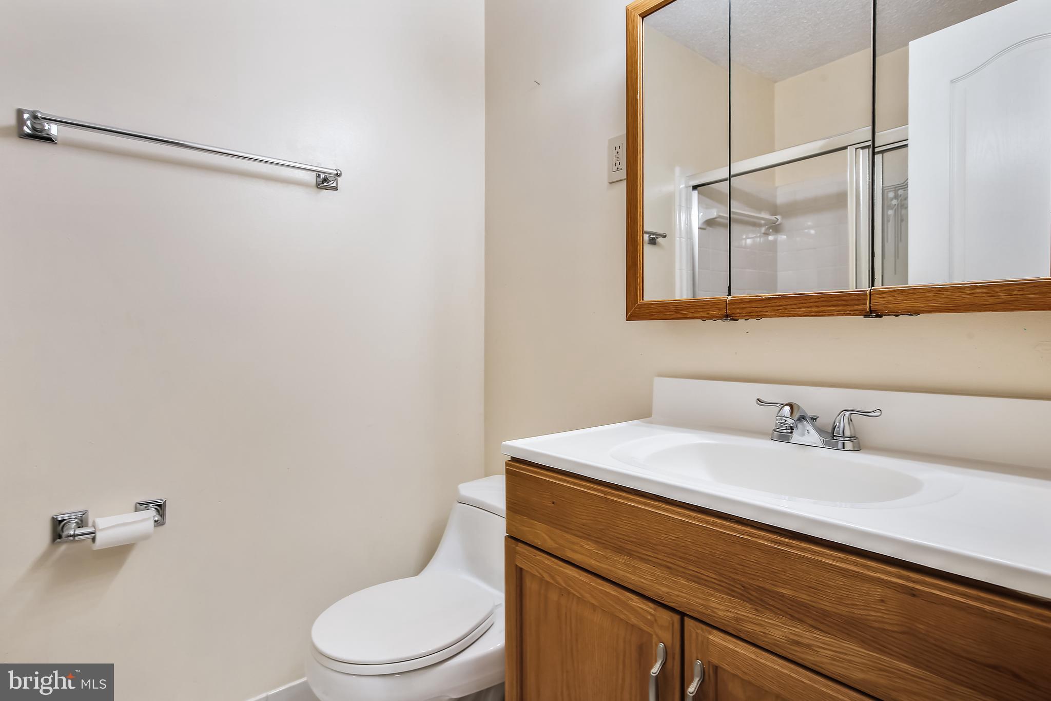 TUDOR HALL - Residential