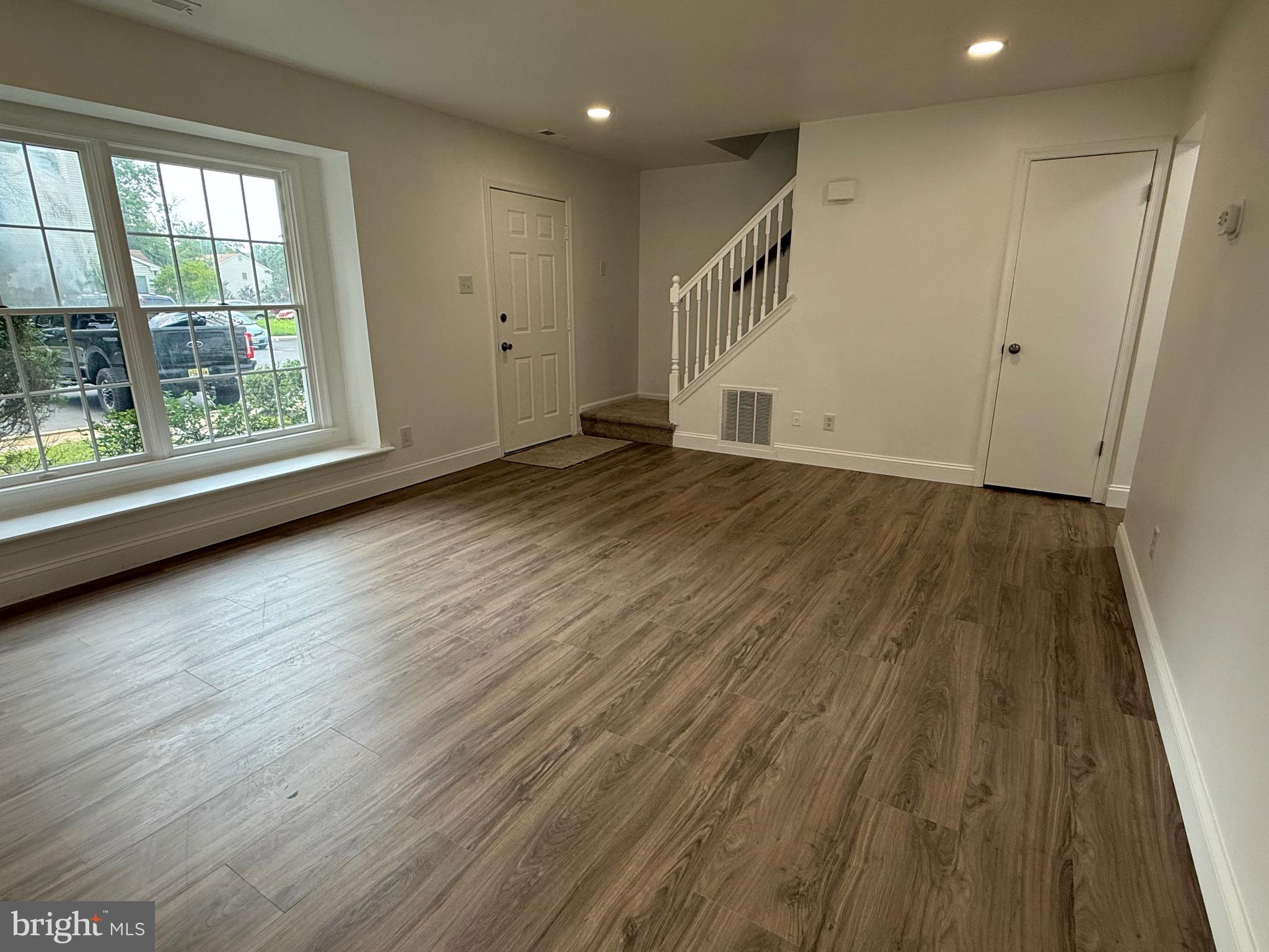 5 GENARD COURT