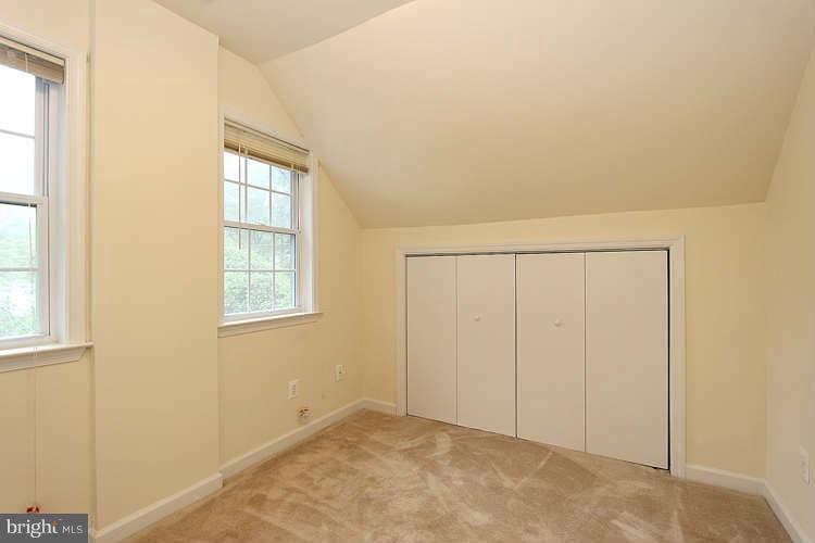 TYLER PARK - Residential