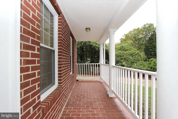 TYLER PARK - Residential