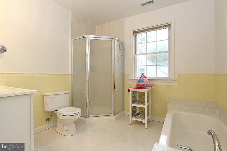 TYLER PARK - Residential