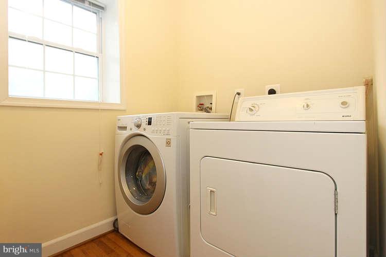 TYLER PARK - Residential