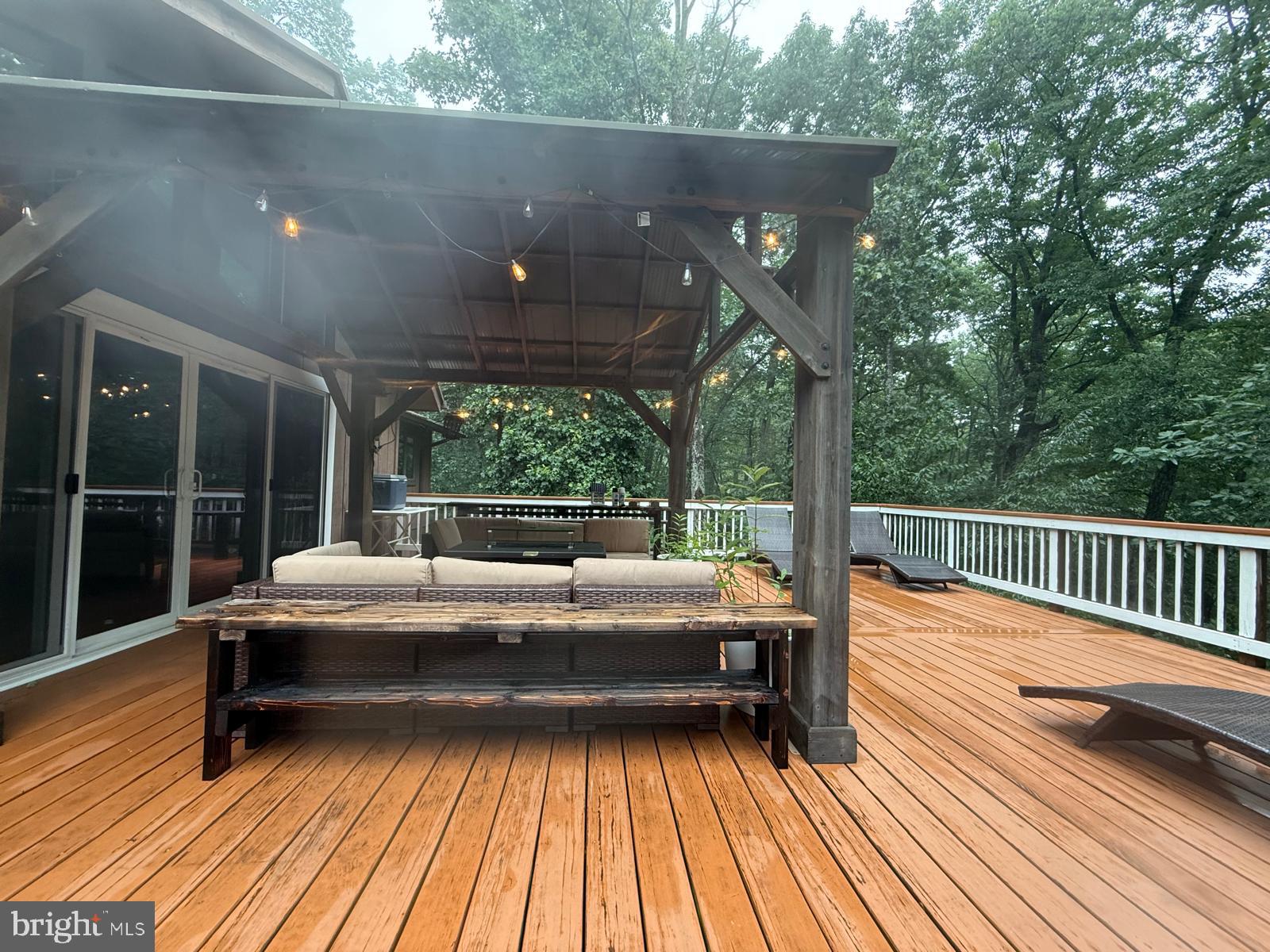 5138 LAUREL LANE