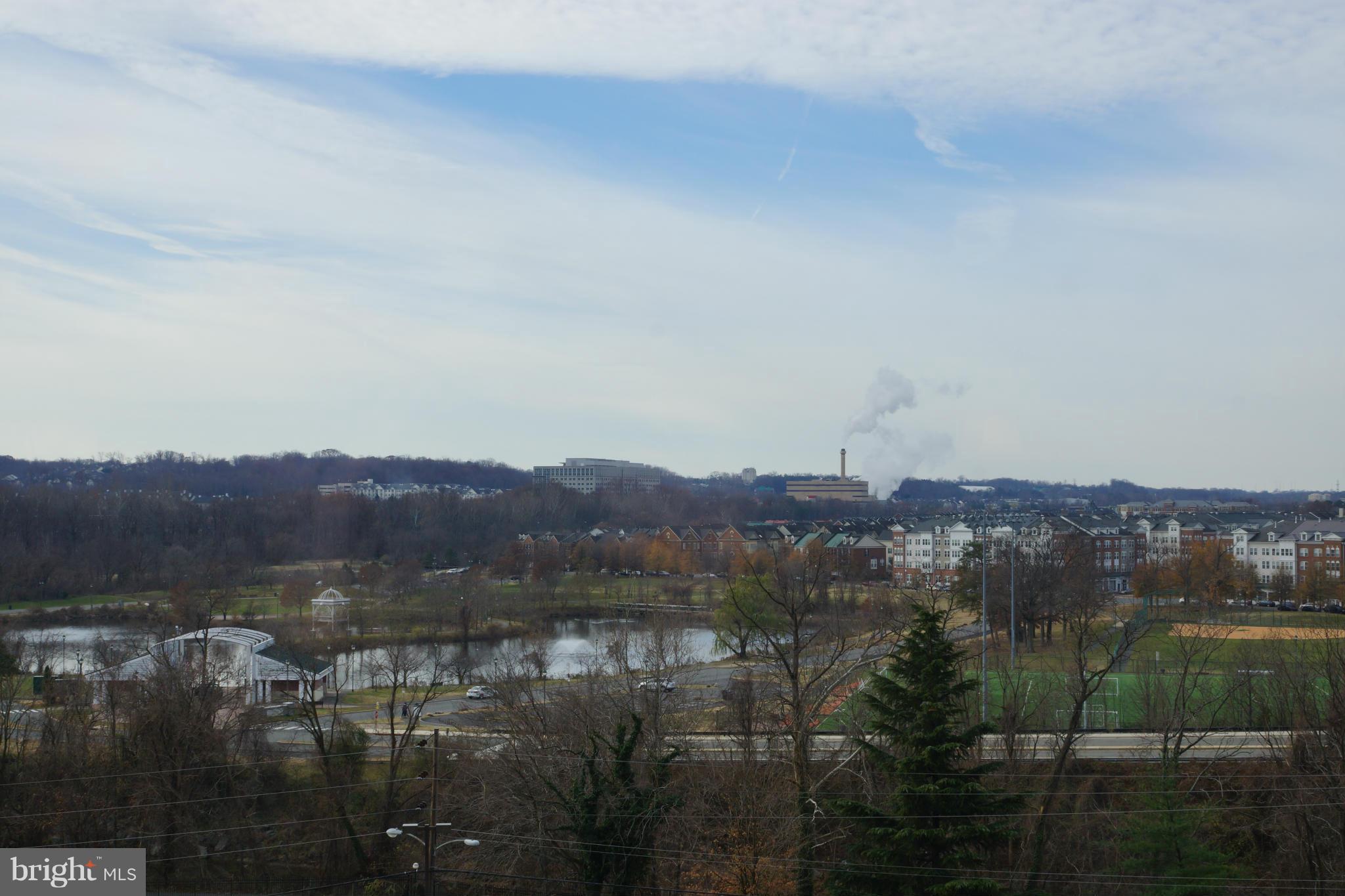 FORTY SIX HUNDRED - Residential Lease