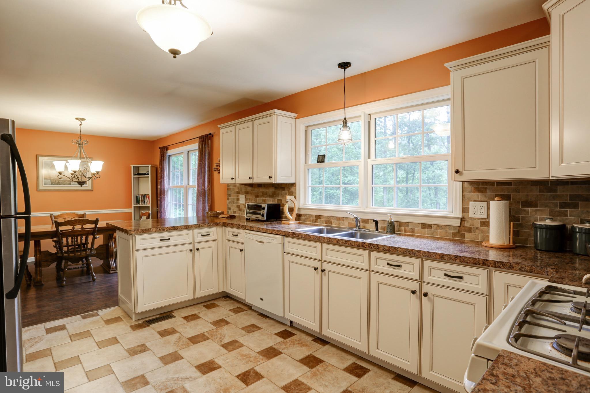 CEDAR HILLS - Residential