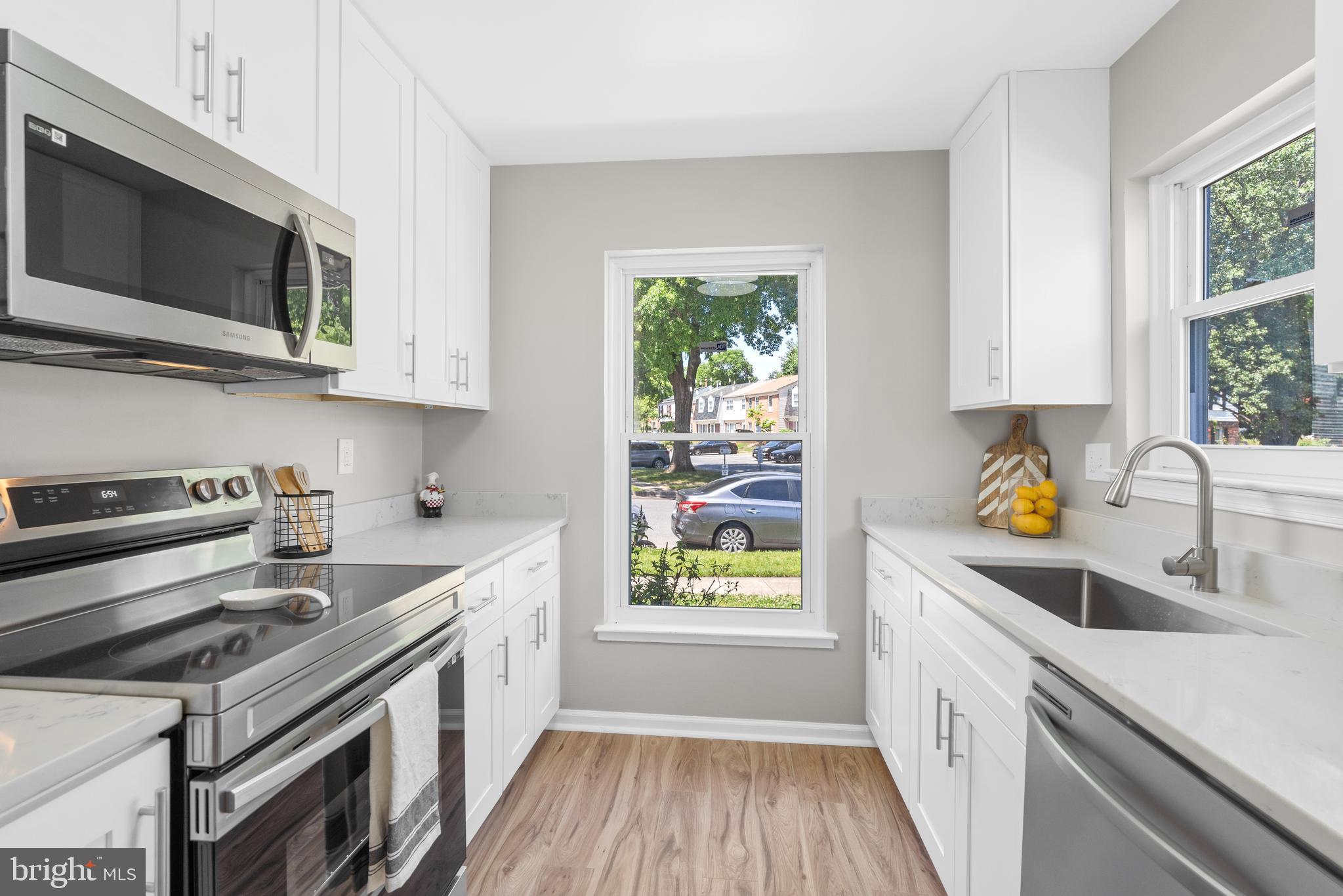 WILLOW HILLS - Residential