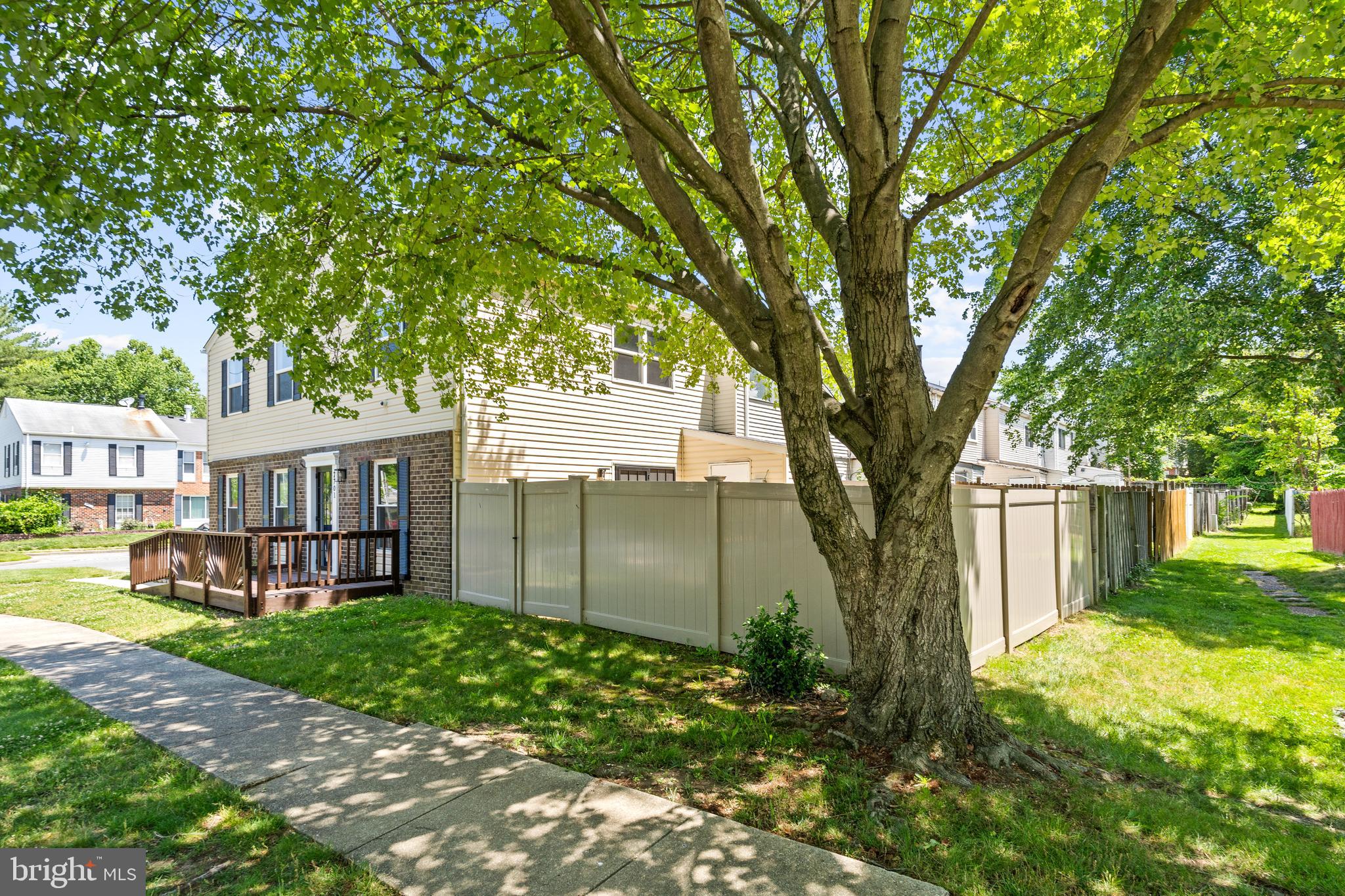 WILLOW HILLS - Residential