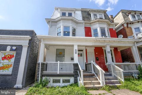 Photo of 1726 Market Street, HARRISBURG, PA 17103 (MLS # PADA2061892)