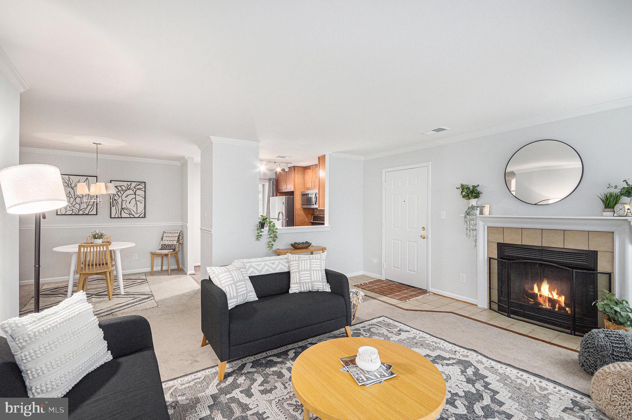 4561 INTERLACHEN COURT F F