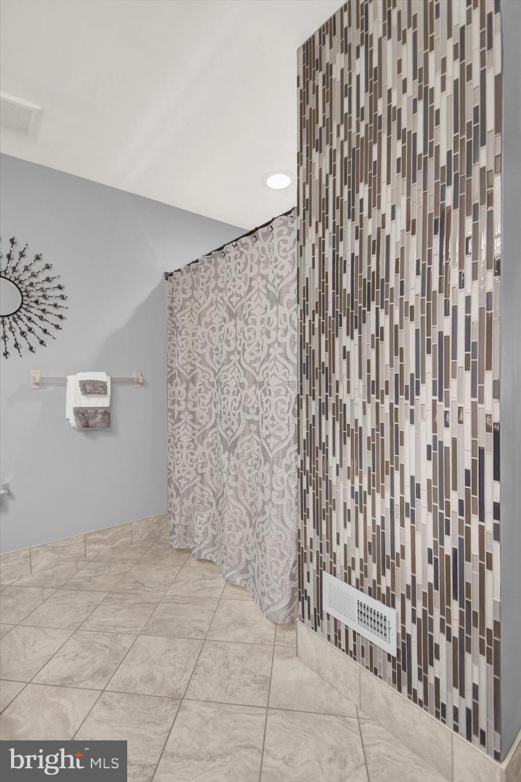 VILLAGE AT ROSECLIFF - Residential