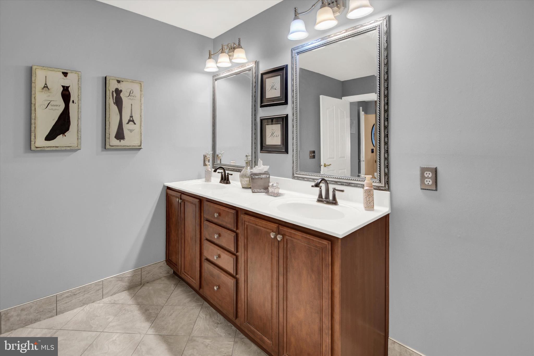 VILLAGE AT ROSECLIFF - Residential