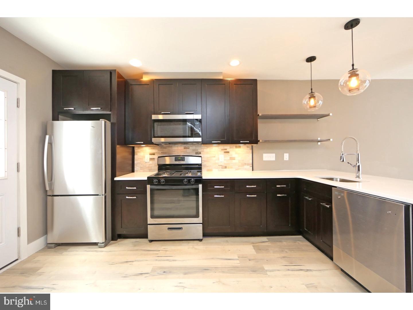 POINT BREEZE - Residential